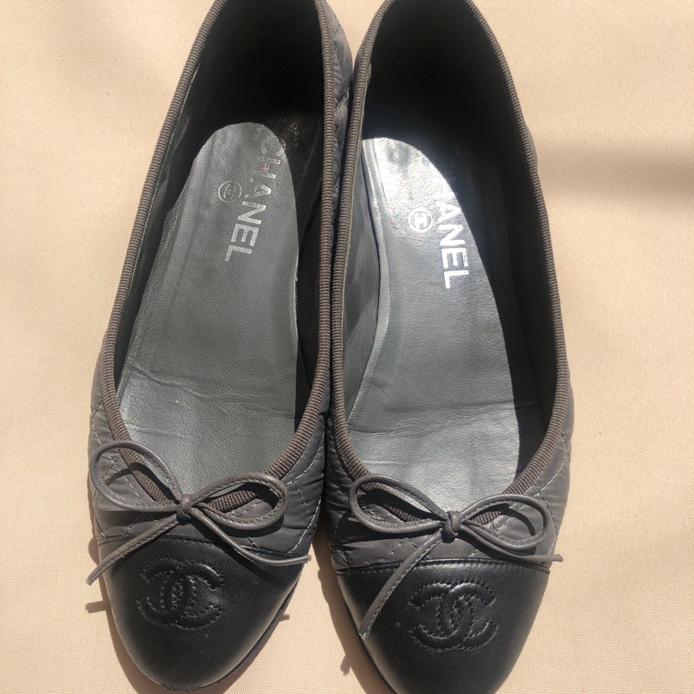 Chanel flats size 37 1/2